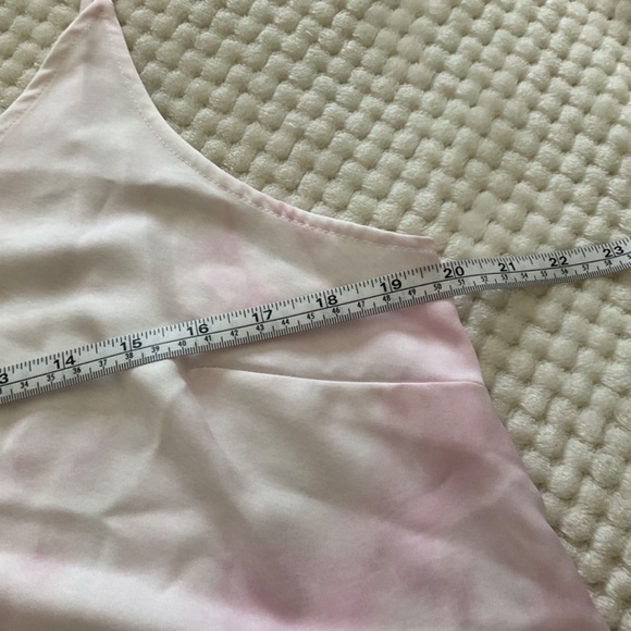 A New Day V-Neck Camisole - Pink and White - Size Large - Picture 8 of 9
